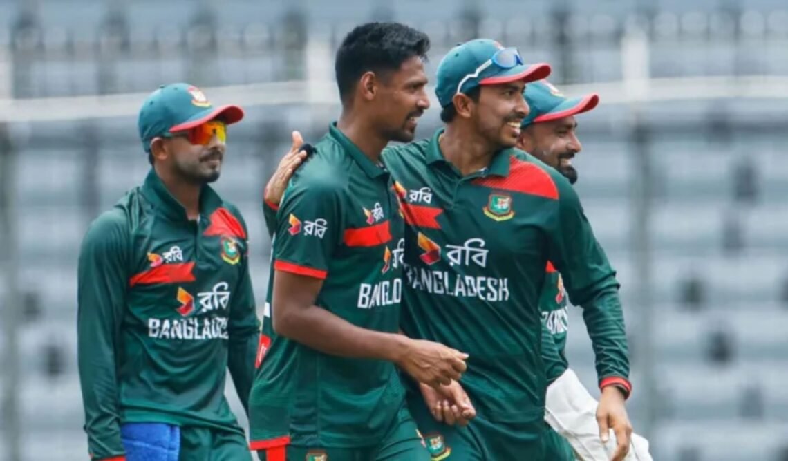 Bangladesh bat with Litton ruled out; Chaudhary and Davies debut for Australia