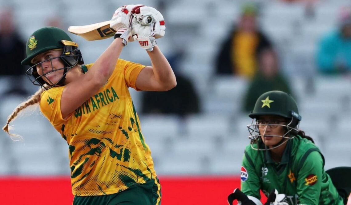 Fatima Sana’s Heroics Go in Vain as South Africa Edge Pakistan in T20 World Cup Thriller